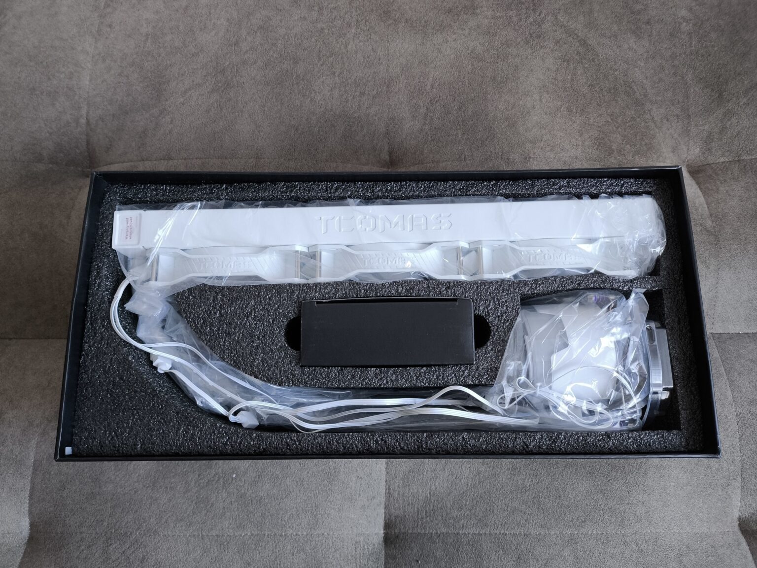 TComas LE100 360 - test chłodzenia AIO. Jest tanio, a wydajnością zawstydza dużo droższych modeli