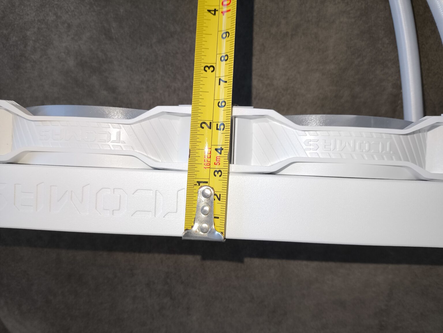 TComas LE100 360 - test chłodzenia AIO. Jest tanio, a wydajnością zawstydza dużo droższych modeli