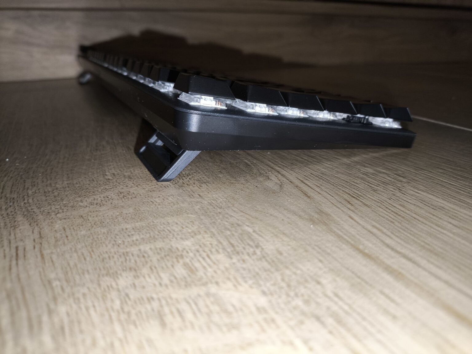 Trust Torix GXT 868 - recenzja niskoprofilowej klawiatury mechanicznej która jest warta uwagi