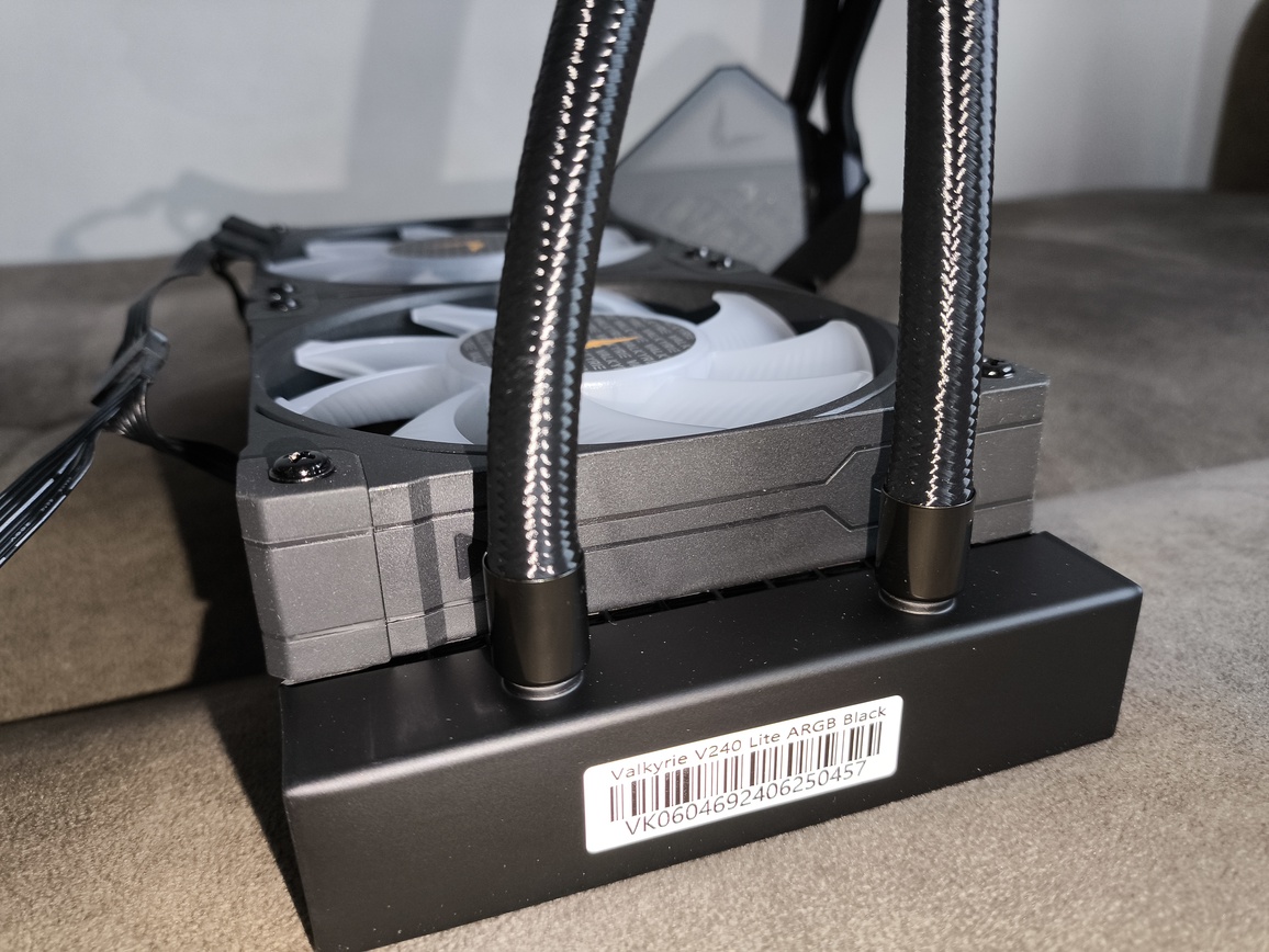 Valkyrie V240 Lite Black ARGB - test chłodzenia AIO. Jak na 240 mm jest naprawdę wydajnie
