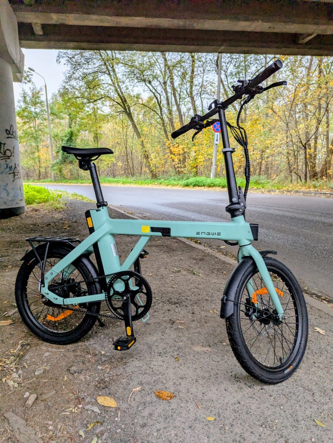 Kompaktowy rower elektryczny do miasta - Recenzja ENGWE P20