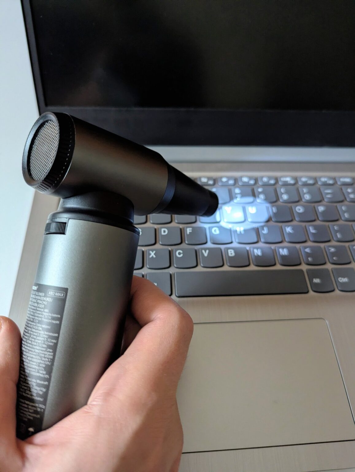 Jedna dmuchawa, by wyczyścić wszystko - Recenzja Mozos XB2-MAX