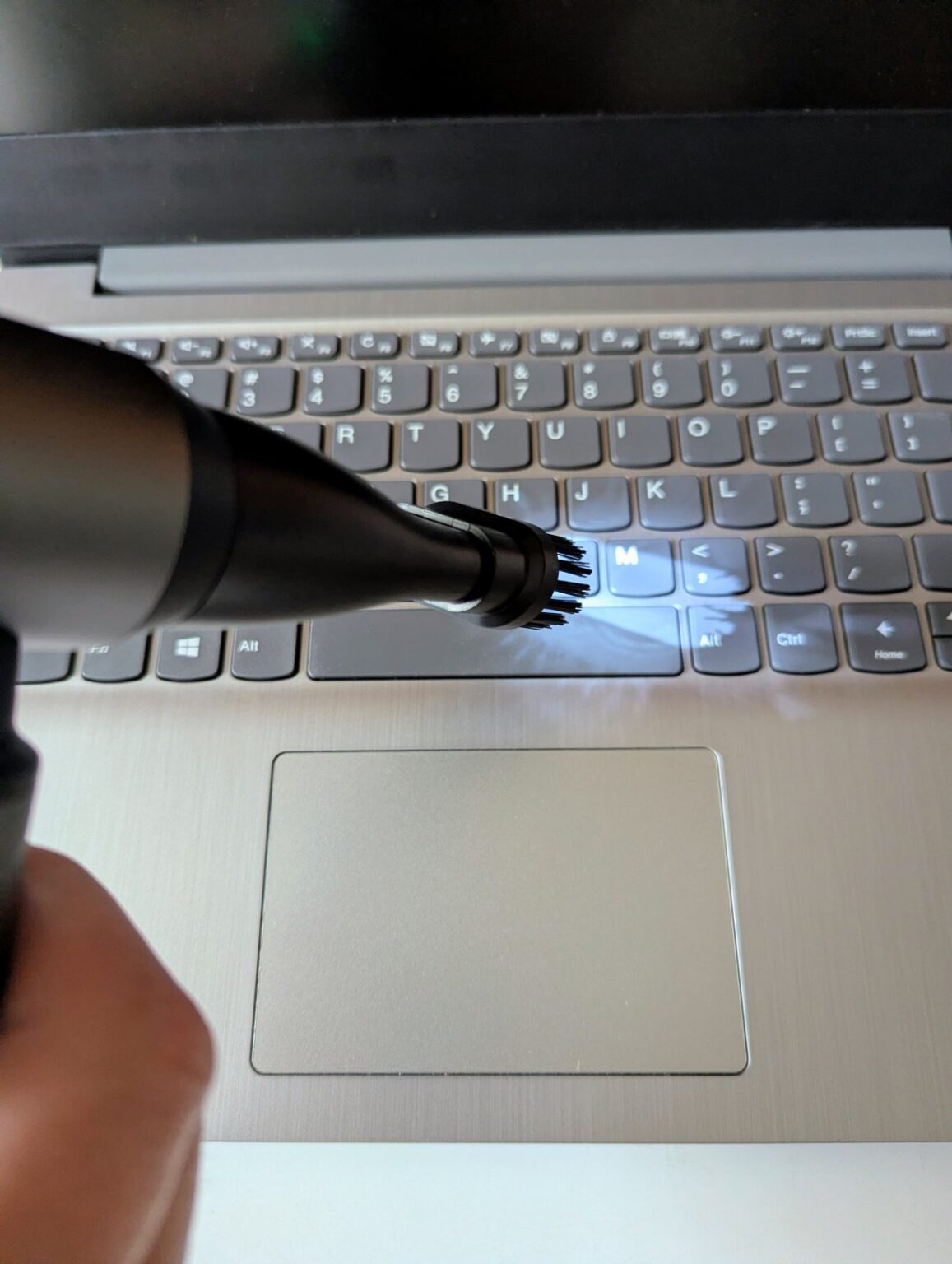 Jedna dmuchawa, by wyczyścić wszystko - Recenzja Mozos XB2-MAX