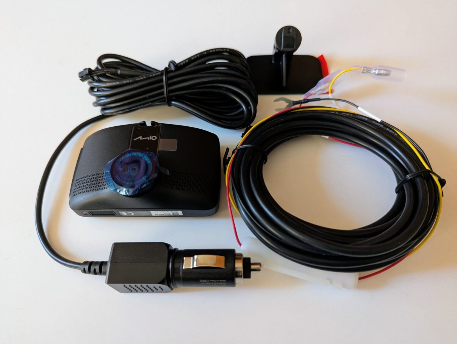 Teraz już żaden parking nam nie straszny - Recenzja wideorejestratora MiVue 803W Pro