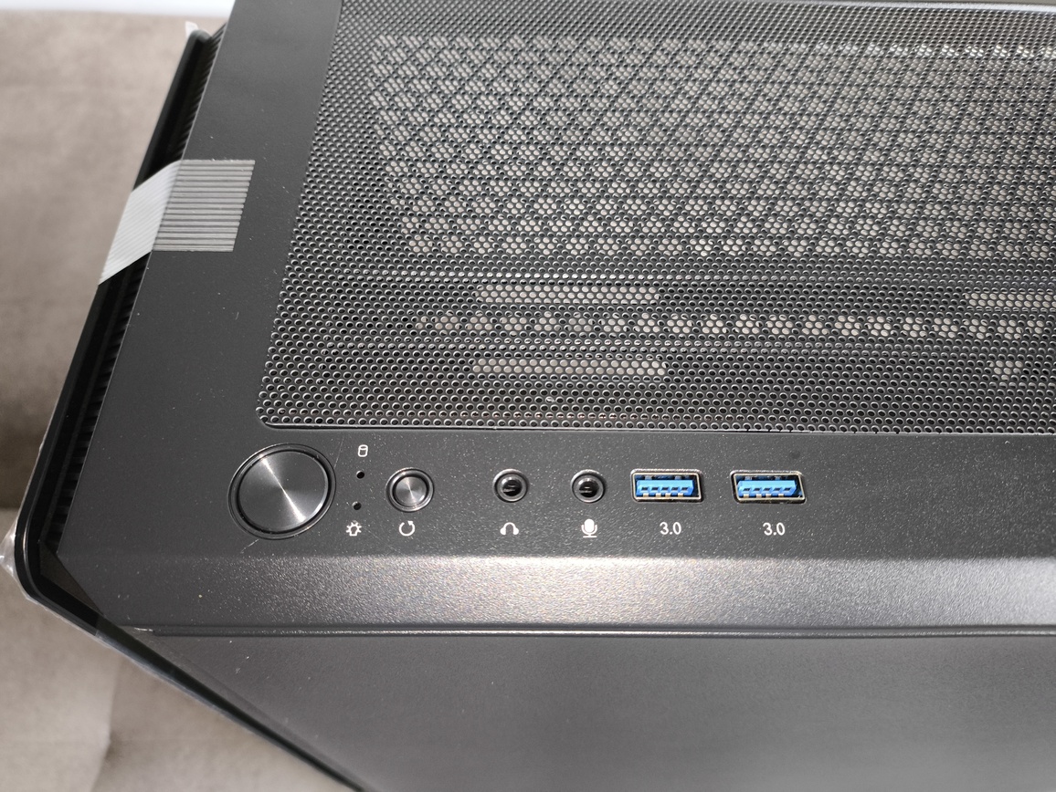 Krux Heko - test obudowy. Ciut za drogo