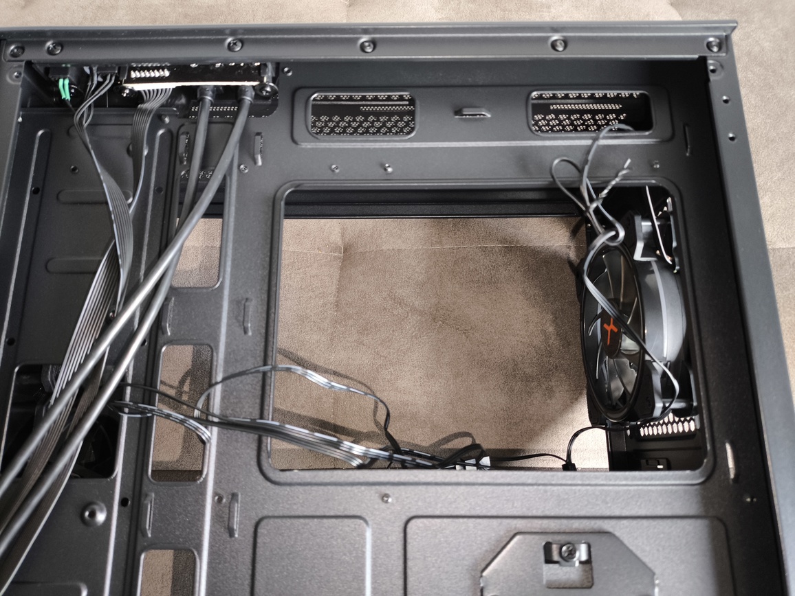 Krux Heko - test obudowy. Ciut za drogo