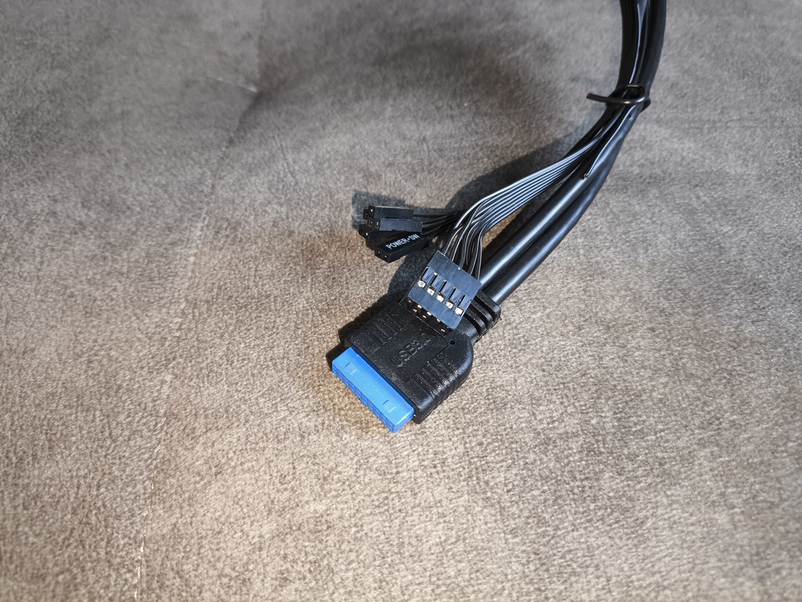 Krux Heko - test obudowy. Ciut za drogo