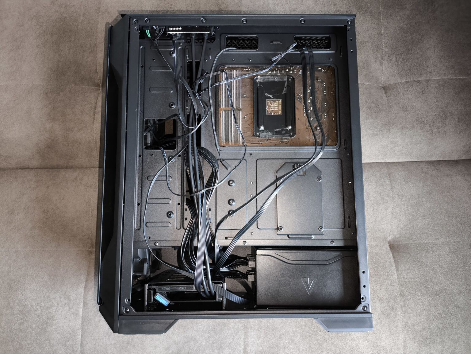 Krux Heko - test obudowy. Ciut za drogo