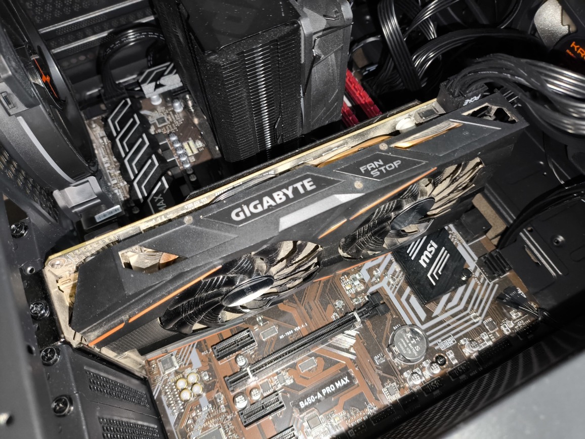 Krux Heko - test obudowy. Ciut za drogo