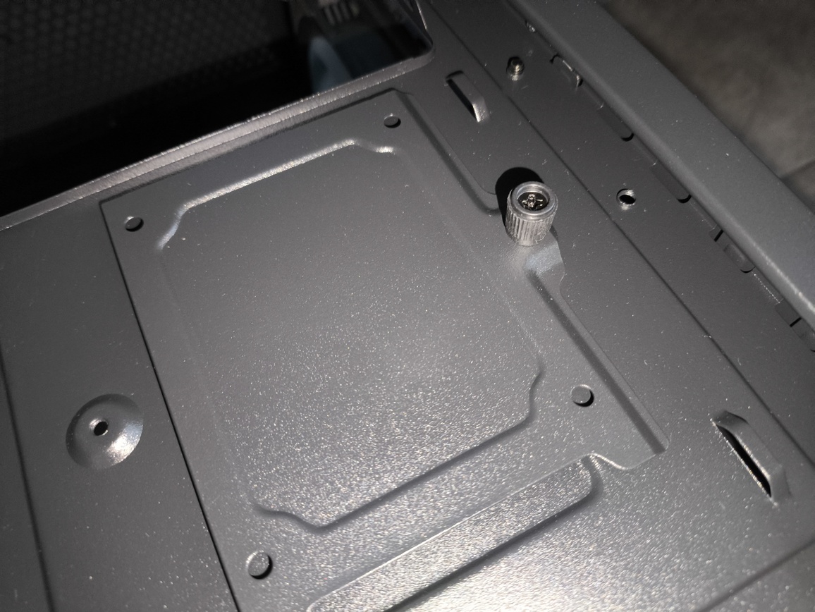 Chieftec Vista - test obudowy. Jest tanio ale nie jest jednocześnie tandetnie