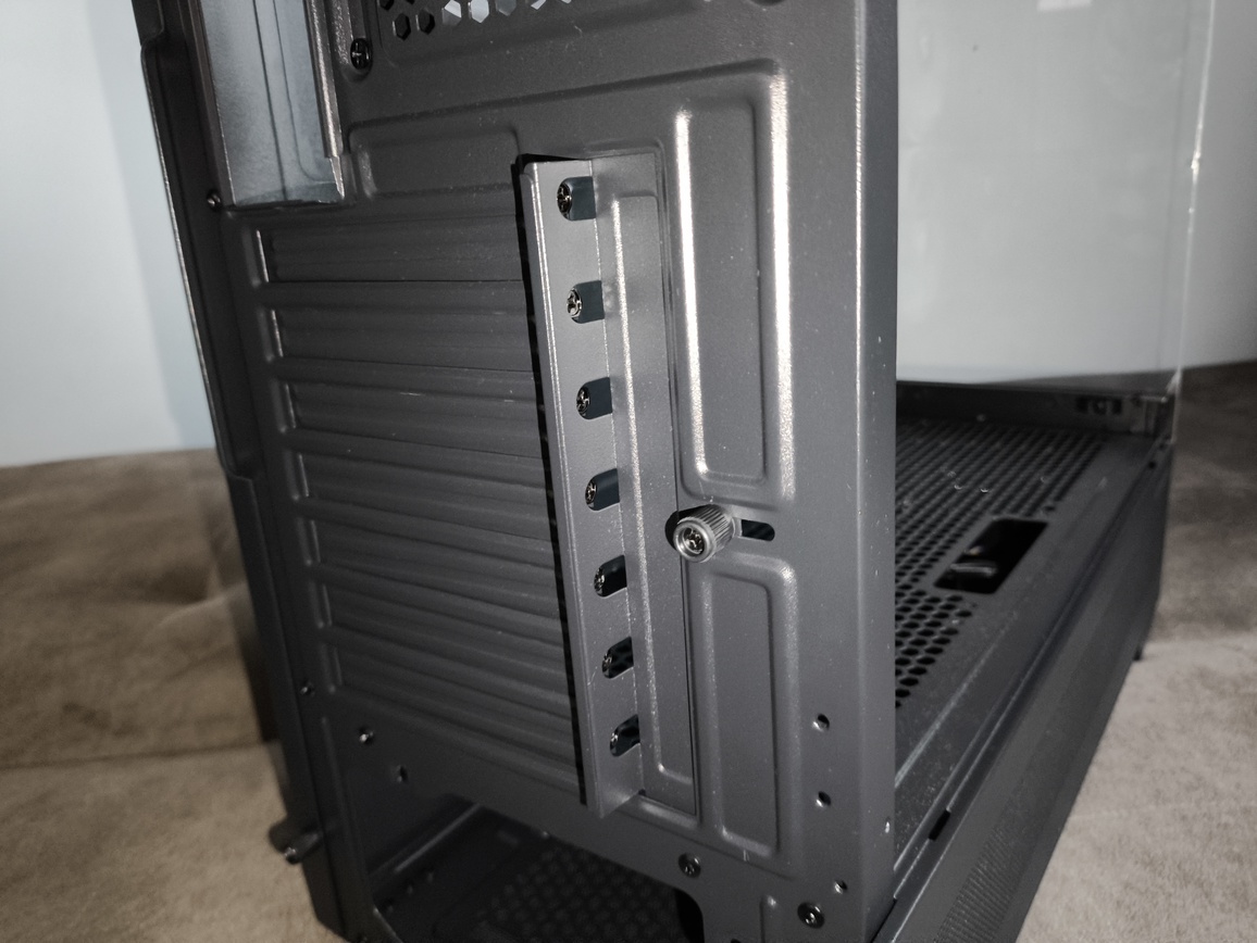 Chieftec Vista - test obudowy. Jest tanio ale nie jest jednocześnie tandetnie