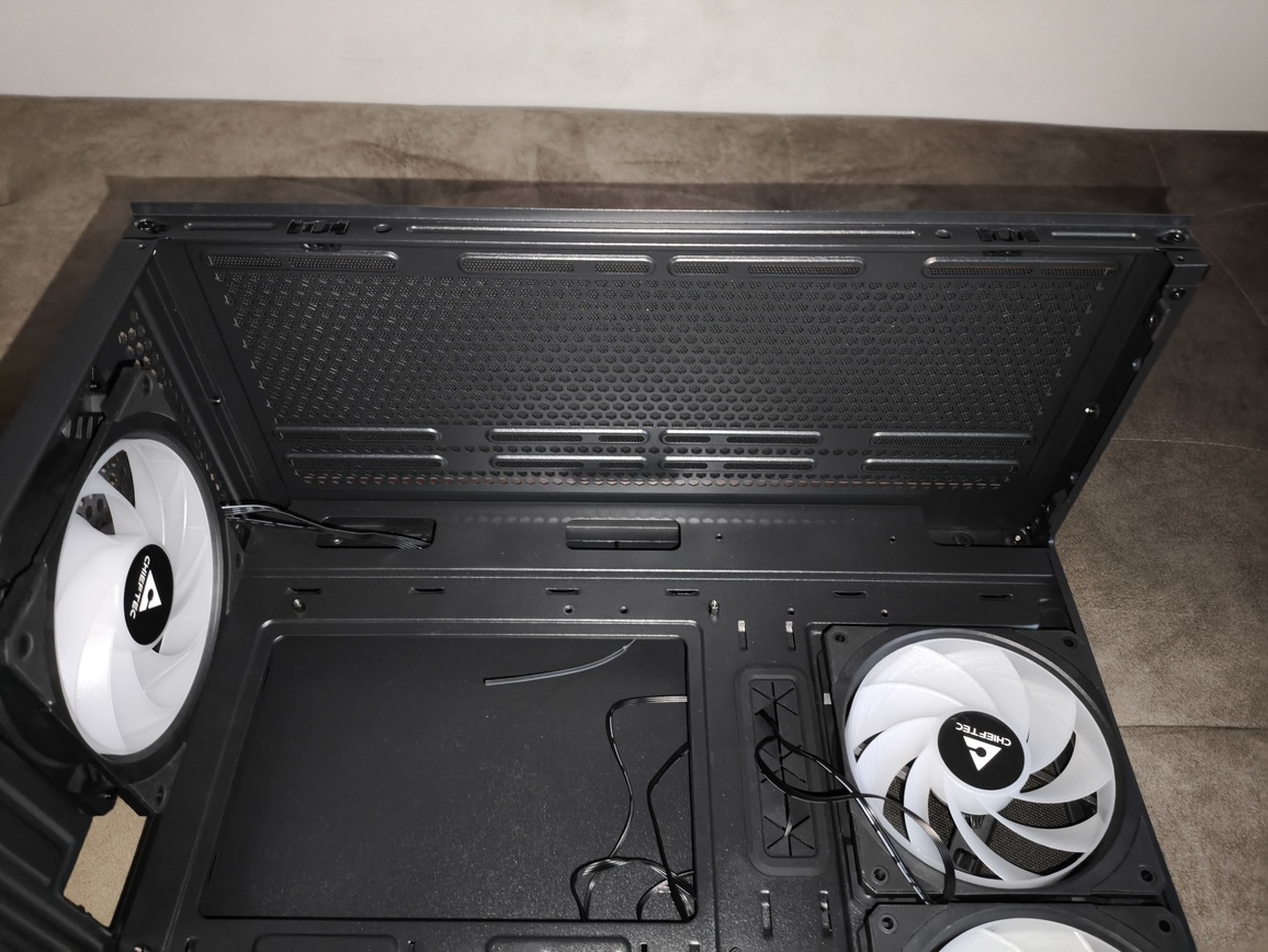 Chieftec Vista - test obudowy. Jest tanio ale nie jest jednocześnie tandetnie