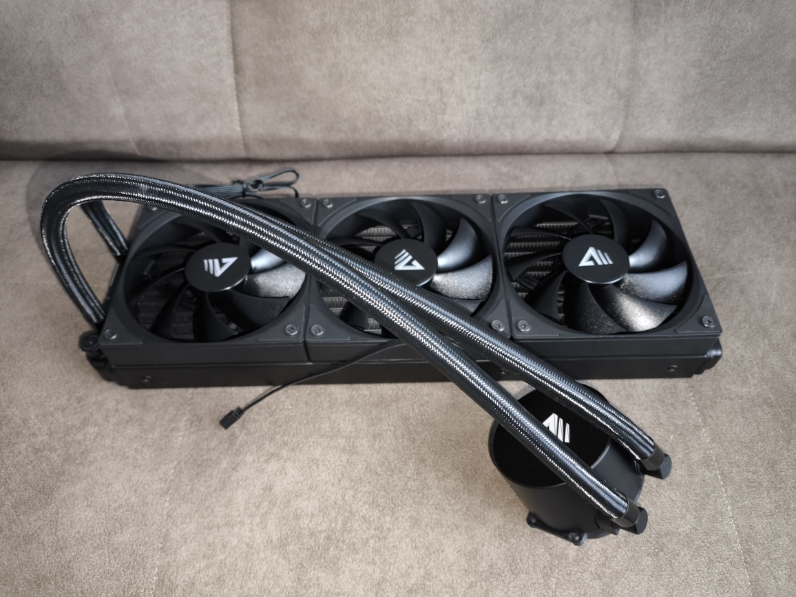 Savio NOX 360 mm - test chłodzenia AIO. Wydajniejsze niż sądziłem, a do tego dostępne w naprawdę dobrej cenie zakupu