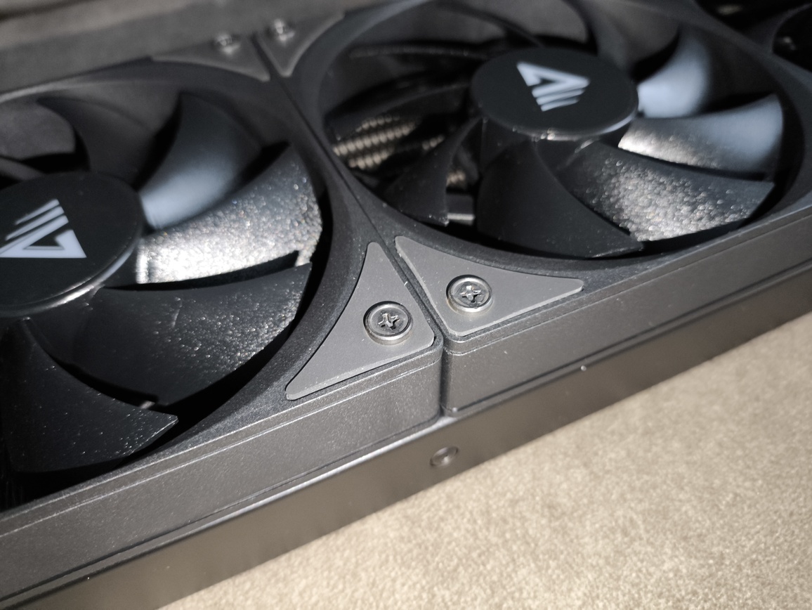 Savio NOX 360 mm - test chłodzenia AIO. Wydajniejsze niż sądziłem, a do tego dostępne w naprawdę dobrej cenie zakupu