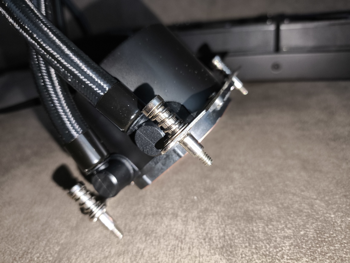 Savio NOX 360 mm - test chłodzenia AIO. Wydajniejsze niż sądziłem, a do tego dostępne w naprawdę dobrej cenie zakupu