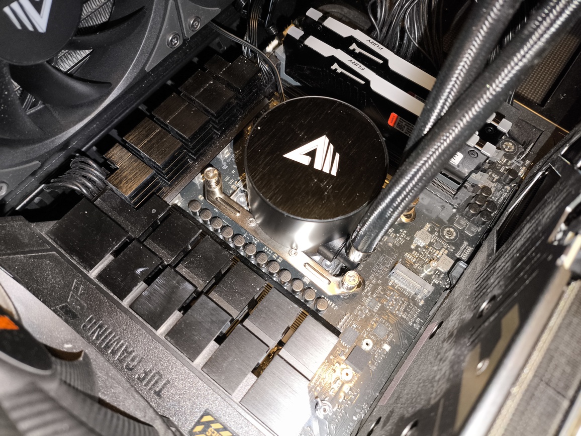 Savio NOX 360 mm - test chłodzenia AIO. Wydajniejsze niż sądziłem, a do tego dostępne w naprawdę dobrej cenie zakupu