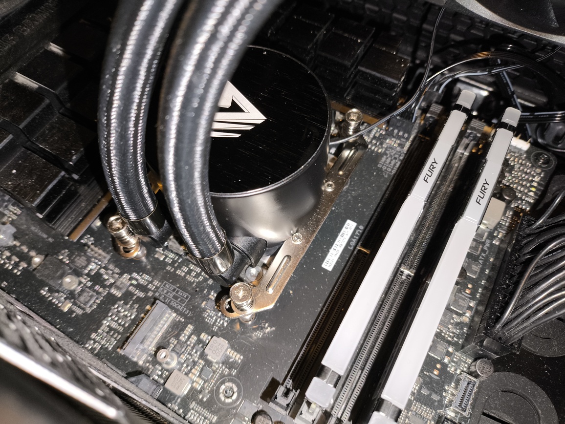 Savio NOX 360 mm - test chłodzenia AIO. Wydajniejsze niż sądziłem, a do tego dostępne w naprawdę dobrej cenie zakupu