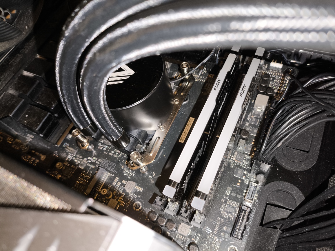 Savio NOX 360 mm - test chłodzenia AIO. Wydajniejsze niż sądziłem, a do tego dostępne w naprawdę dobrej cenie zakupu