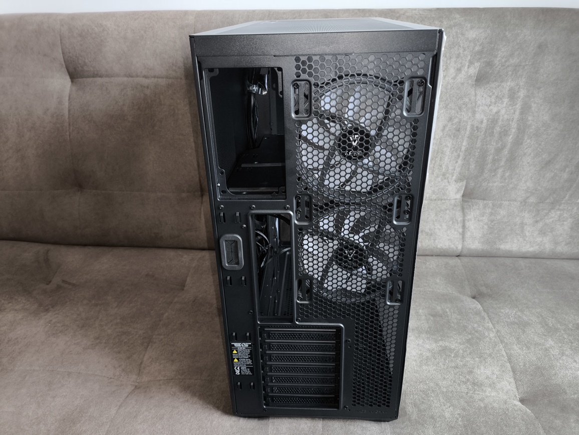 Modecom Volcano Space XL ARGB Full Tower 5F - premierowy test obudowy. Dla tych co lubią skrzynki typu Full-Tower