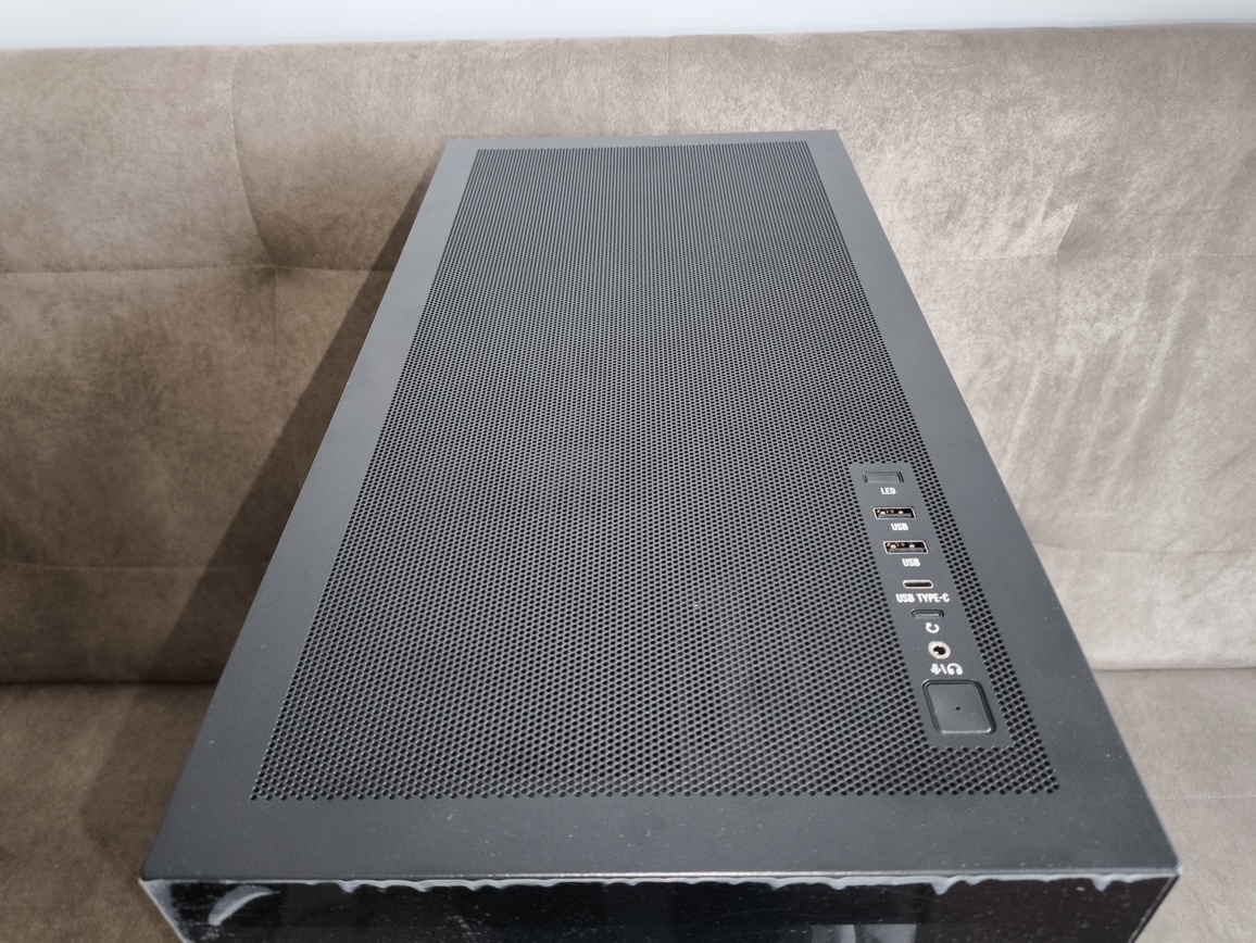 Modecom Volcano Space XL ARGB Full Tower 5F - premierowy test obudowy. Dla tych co lubią skrzynki typu Full-Tower