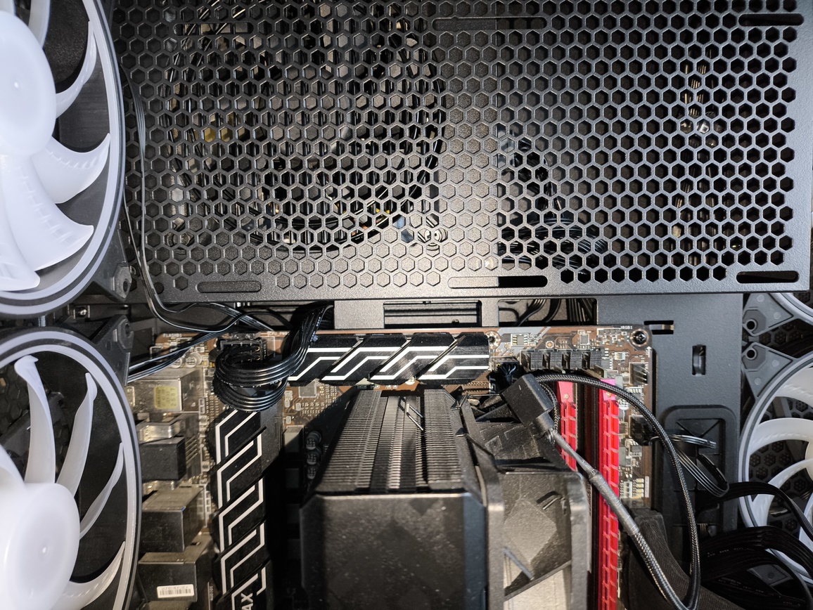 Modecom Volcano Space XL ARGB Full Tower 5F - premierowy test obudowy. Dla tych co lubią skrzynki typu Full-Tower