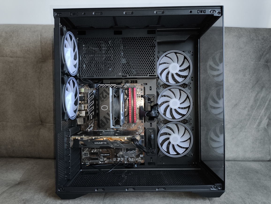 Modecom Volcano Space XL ARGB Full Tower 5F - premierowy test obudowy. Dla tych co lubią skrzynki typu Full-Tower