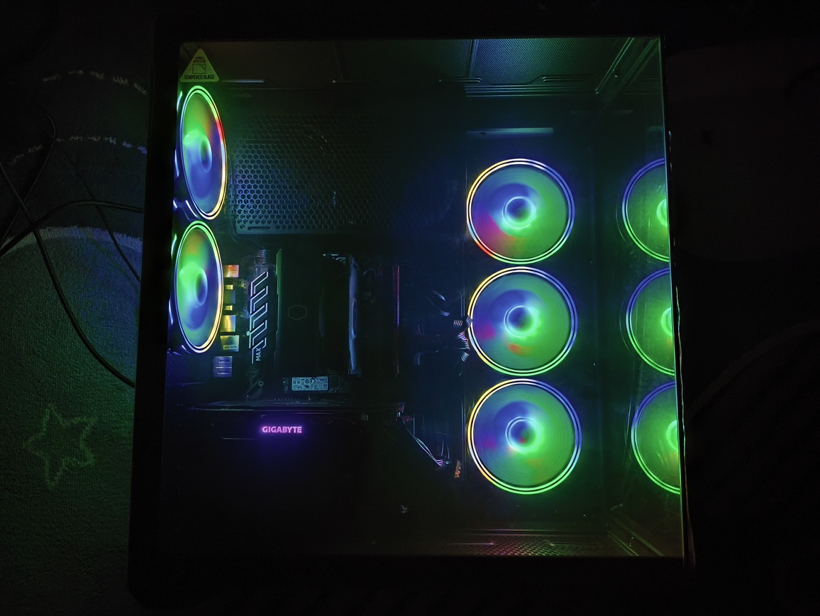 Modecom Volcano Space XL ARGB Full Tower 5F - premierowy test obudowy. Dla tych co lubią skrzynki typu Full-Tower