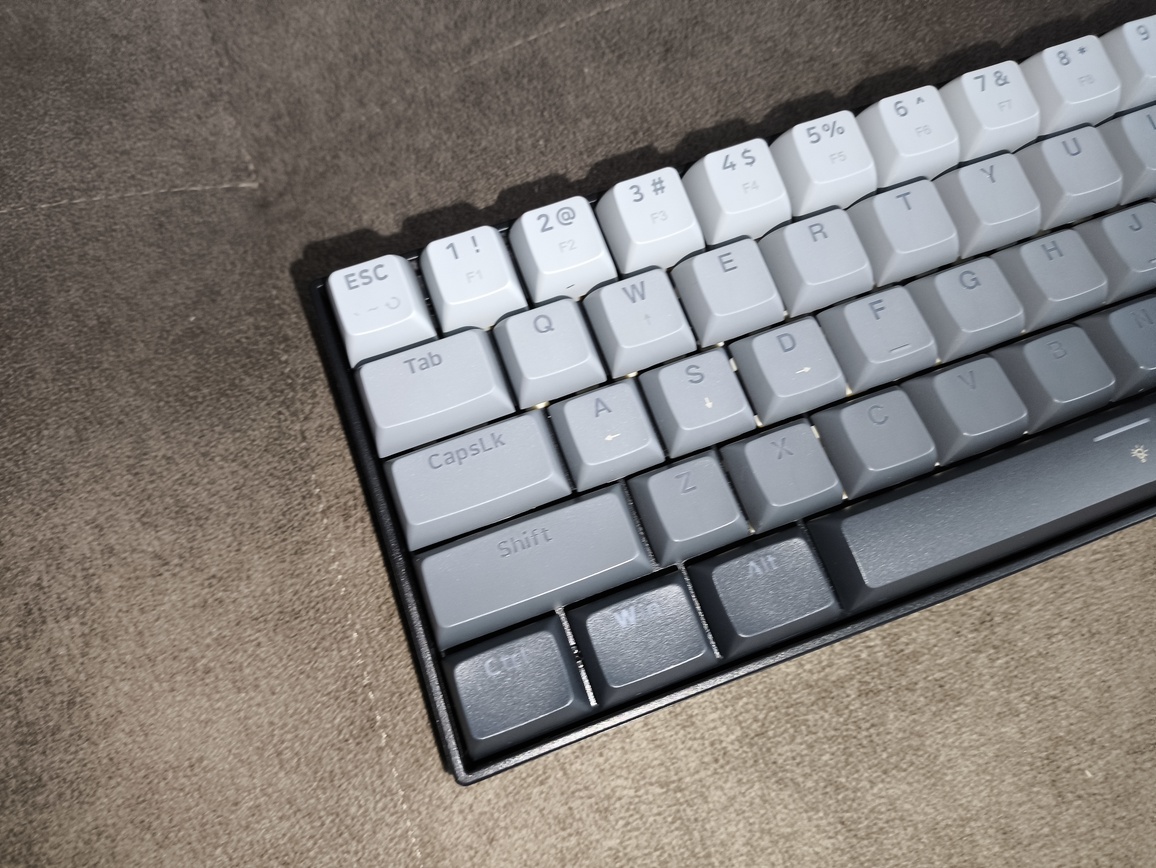 Redragon FIZZ Magnetic K617GG RGB - test klawiatury