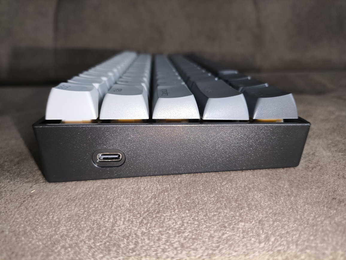 Redragon FIZZ Magnetic K617GG RGB - test klawiatury