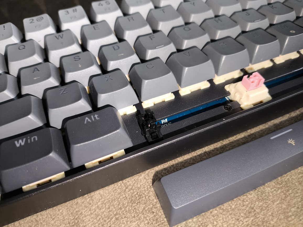 Redragon FIZZ Magnetic K617GG RGB - test klawiatury