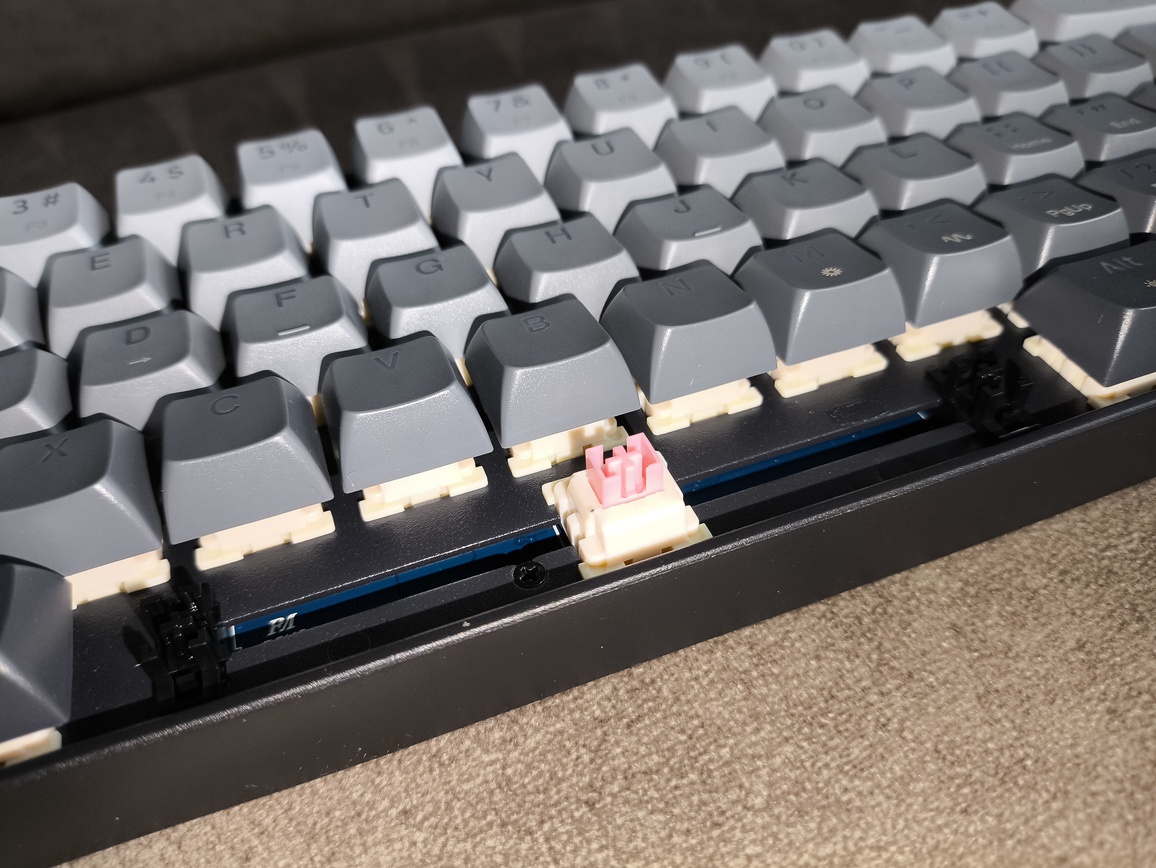 Redragon FIZZ Magnetic K617GG RGB - test klawiatury