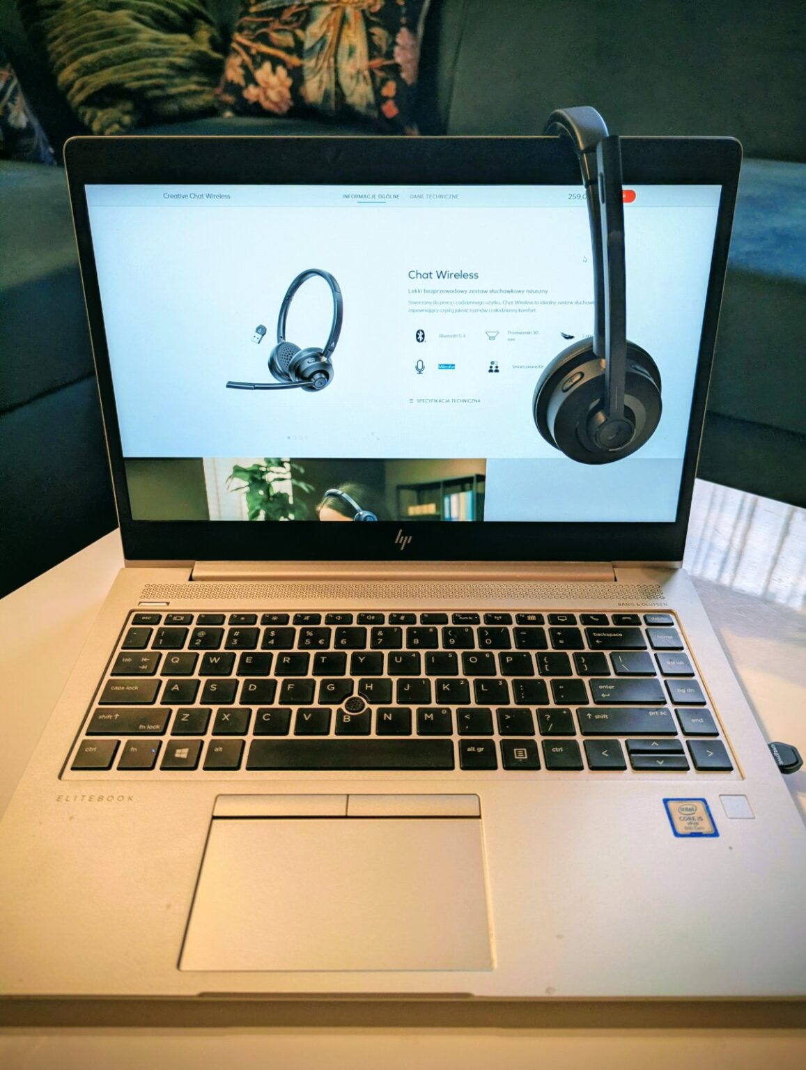 Zestaw słuchawkowy idealny do pracy - Recenzja Creative Chat Wireless