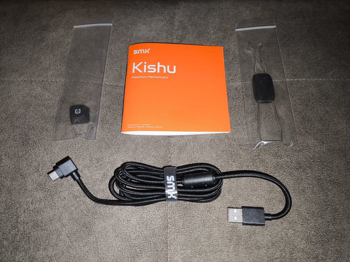 SMX Kishu Jelly Switch Void black - test klawiatury. Tanio i przyzwoicie. A do tego jak to fajnie klika