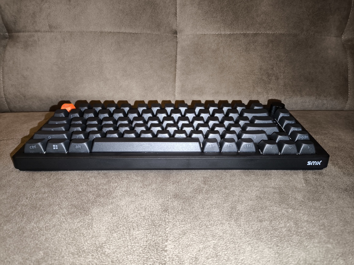 SMX Kishu Jelly Switch Void black - test klawiatury. Tanio i przyzwoicie. A do tego jak to fajnie klika