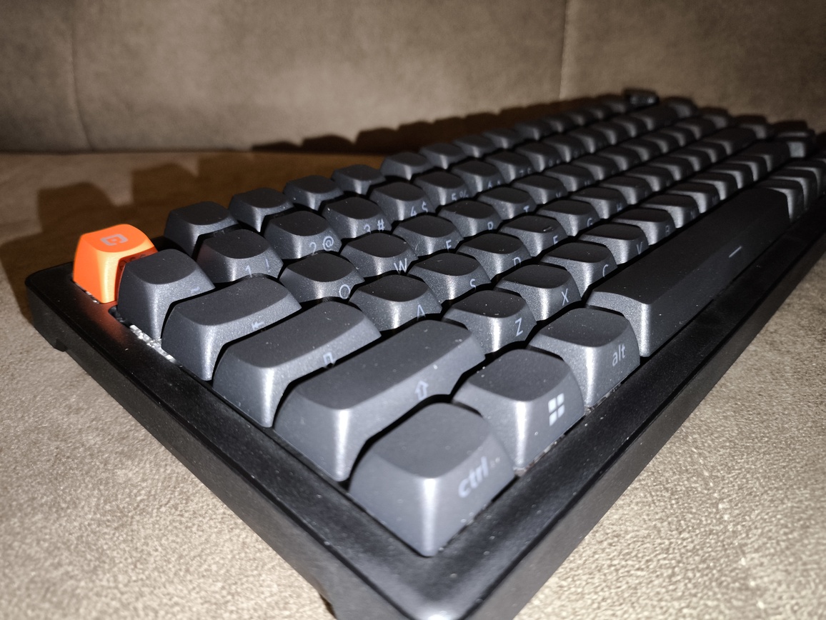 SMX Kishu Jelly Switch Void black - test klawiatury. Tanio i przyzwoicie. A do tego jak to fajnie klika