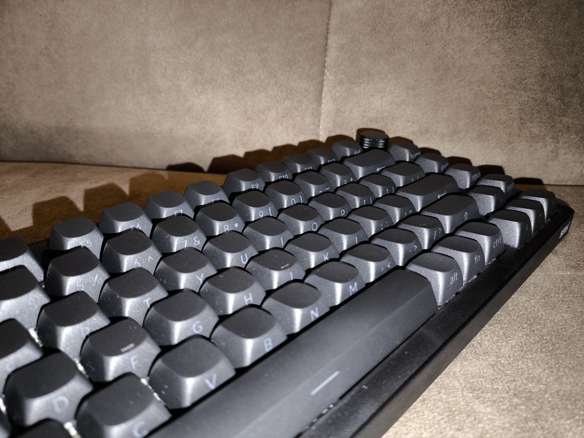 SMX Kishu Jelly Switch Void black - test klawiatury. Tanio i przyzwoicie. A do tego jak to fajnie klika