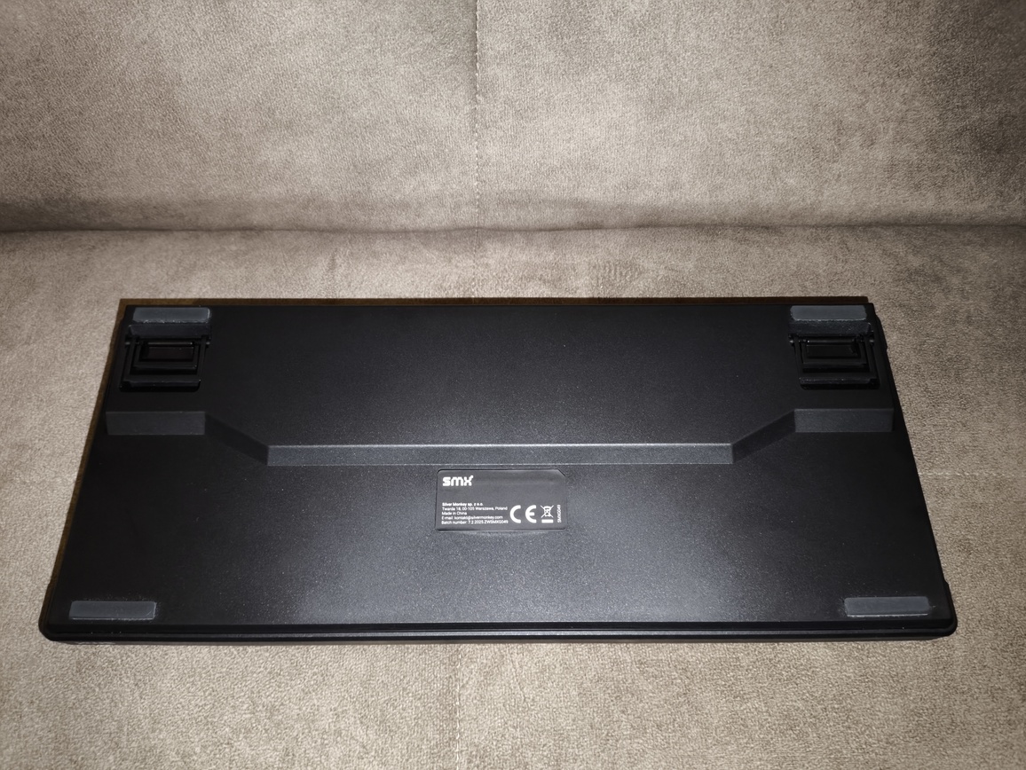 SMX Kishu Jelly Switch Void black - test klawiatury. Tanio i przyzwoicie. A do tego jak to fajnie klika