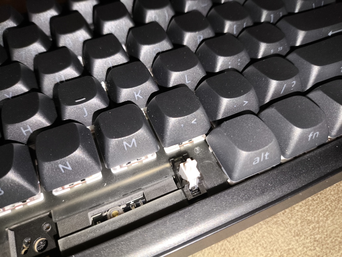 SMX Kishu Jelly Switch Void black - test klawiatury. Tanio i przyzwoicie. A do tego jak to fajnie klika