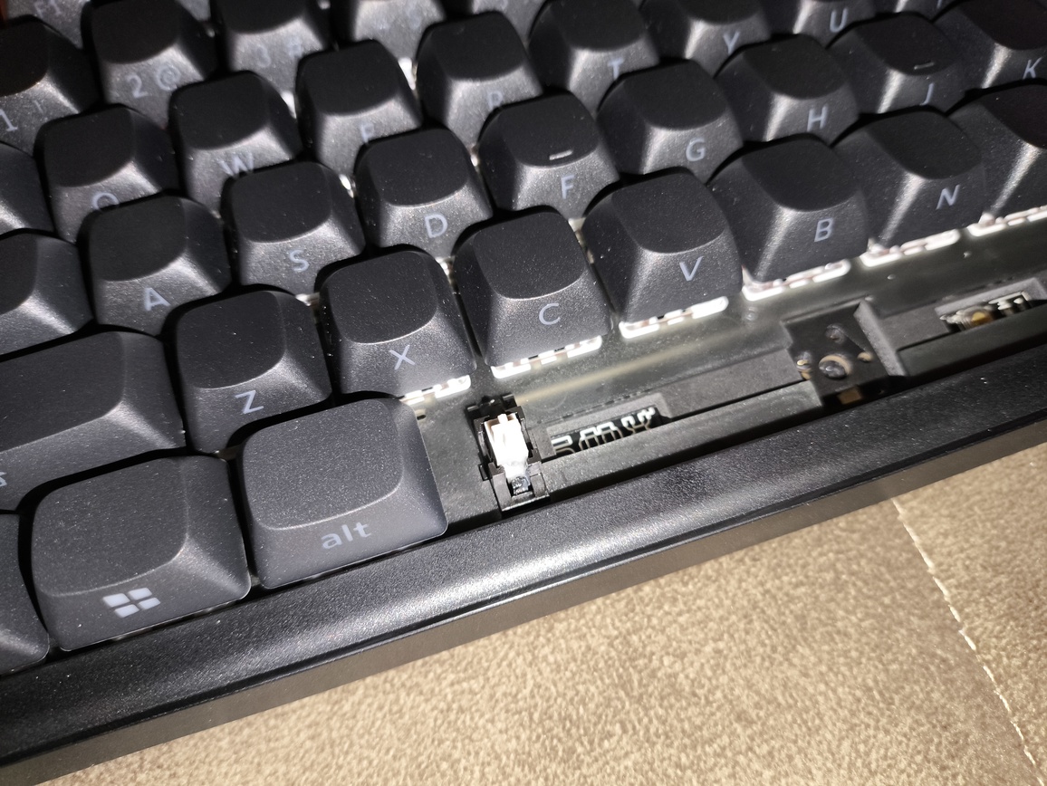 SMX Kishu Jelly Switch Void black - test klawiatury. Tanio i przyzwoicie. A do tego jak to fajnie klika