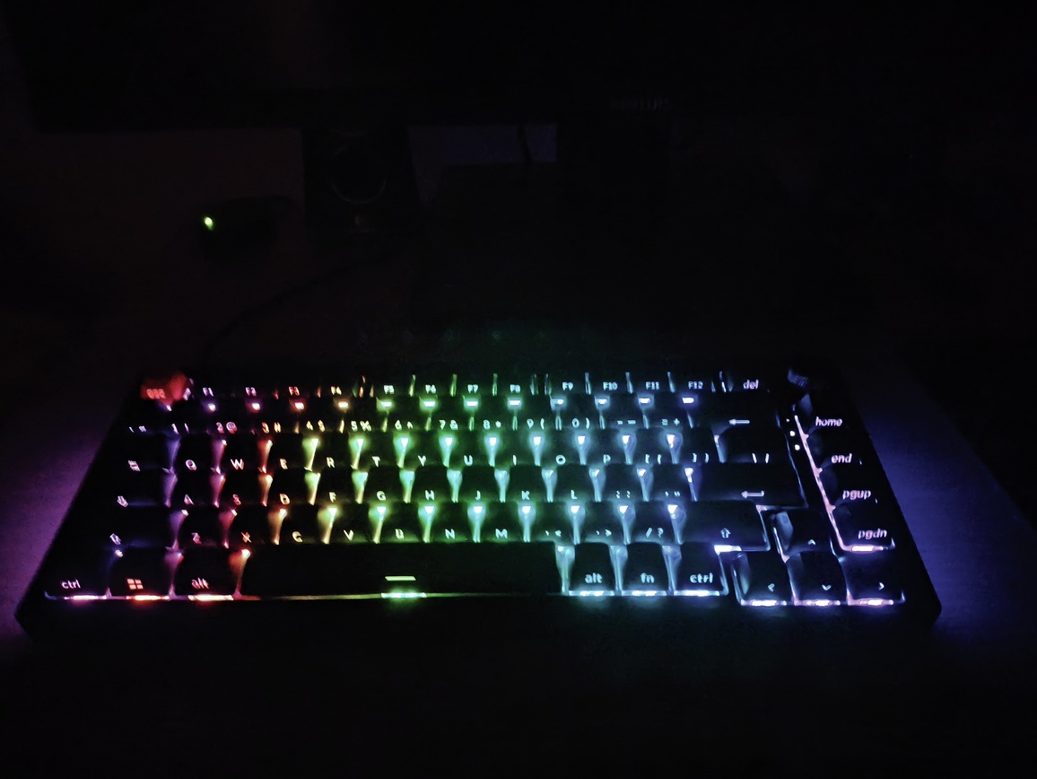 SMX Kishu Jelly Switch Void black - test klawiatury. Tanio i przyzwoicie. A do tego jak to fajnie klika