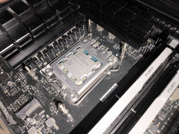 XPG Levante II 360 White - test chłodzenia AIO. Wydajne, ładne i całkiem rozsądnie wycenione