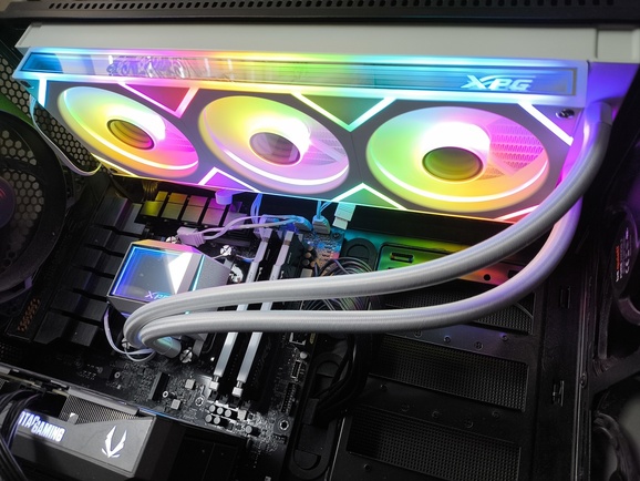 XPG Levante II 360 White - test chłodzenia AIO. Wydajne, ładne i całkiem rozsądnie wycenione
