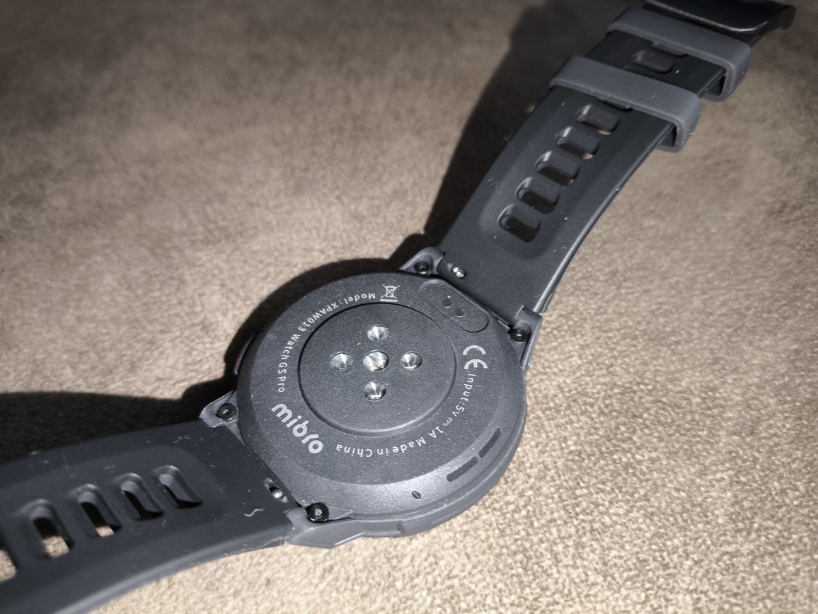 Mibro GS Pro – test smartwatcha. Solidny wygląd, świetny ekran i długi czas pracy, ale z kompromisami