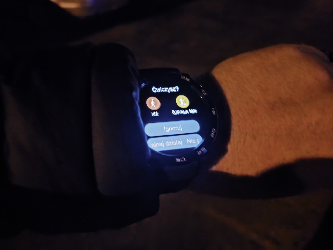 Mibro GS Pro – test smartwatcha. Solidny wygląd, świetny ekran i długi czas pracy, ale z kompromisami