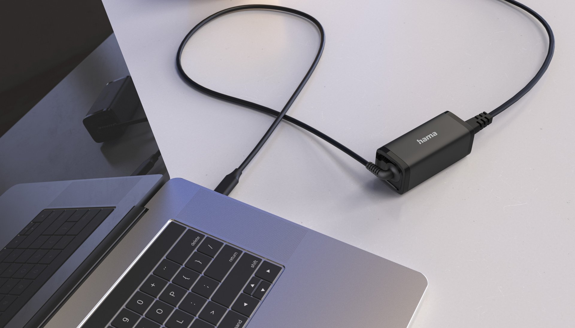 Hama prezentuje kompaktowe zasilacze GaN do laptopów z Power Delivery o mocy 45, 65 i 100 W