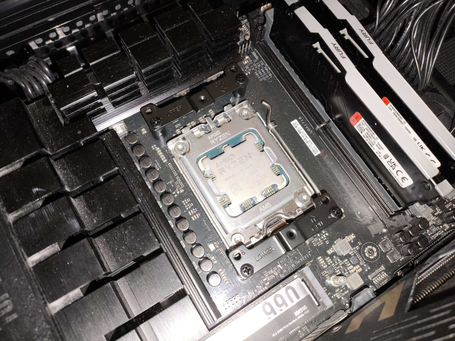 be quiet! Pure Loop 3 LX 360 - test chłodzenia AIO. Doskonała wydajność na platformie AM5. Szkoda tylko, że jest jednocześnie dość głośno