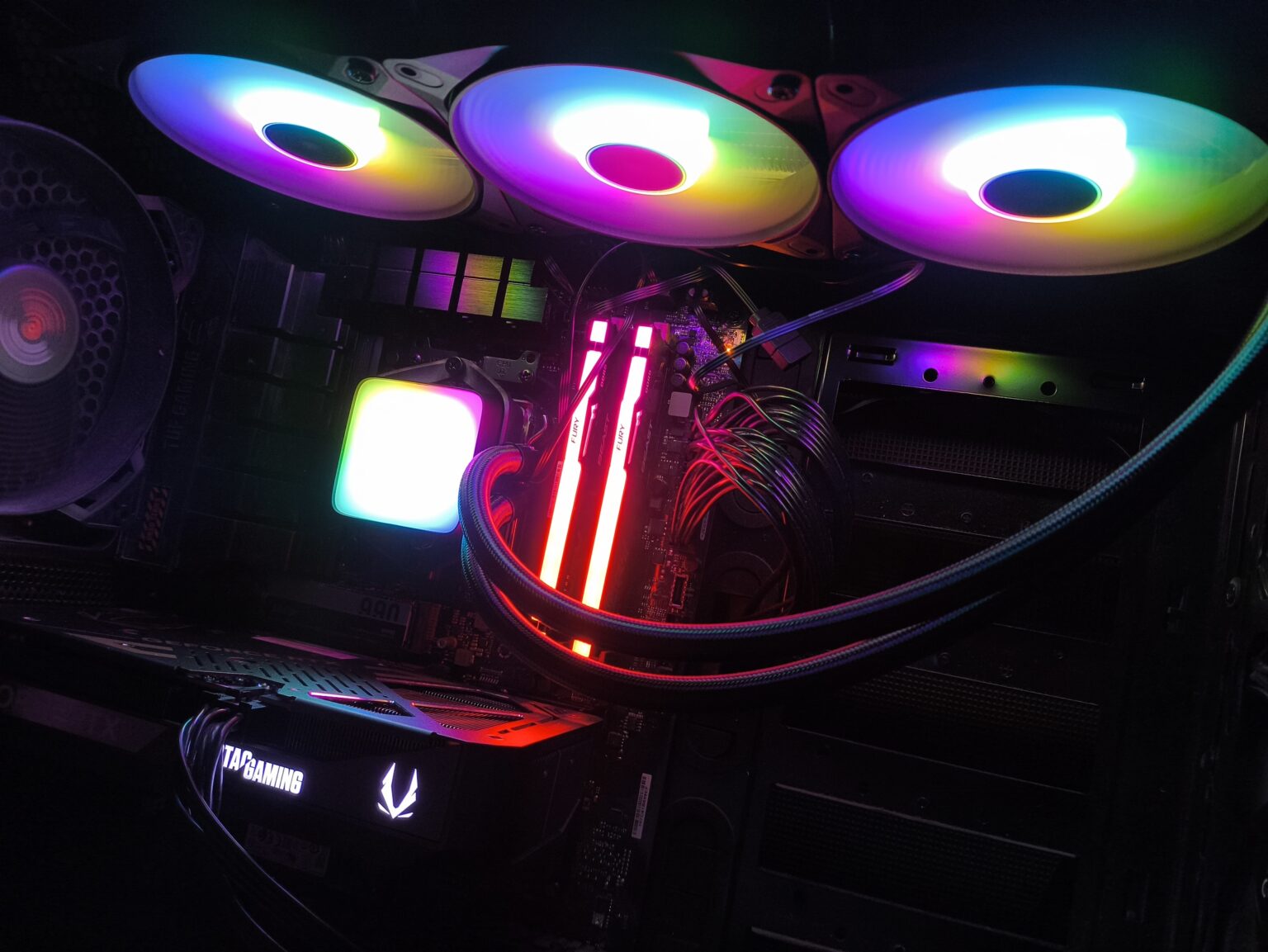 be quiet! Pure Loop 3 LX 360 - test chłodzenia AIO. Doskonała wydajność na platformie AM5. Szkoda tylko, że jest jednocześnie dość głośno