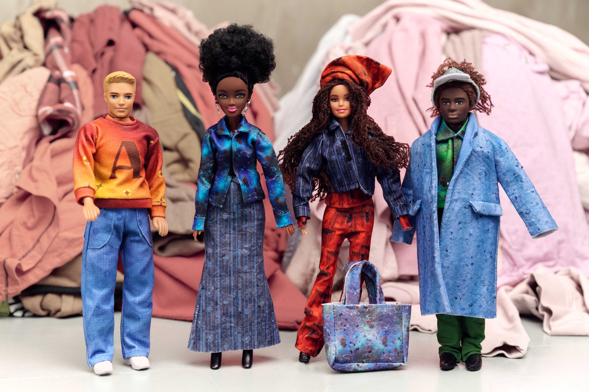 Wyrzucanie odzieży dziecięcej w Polsce i w Europie - skala problemu zbadana przez Epson