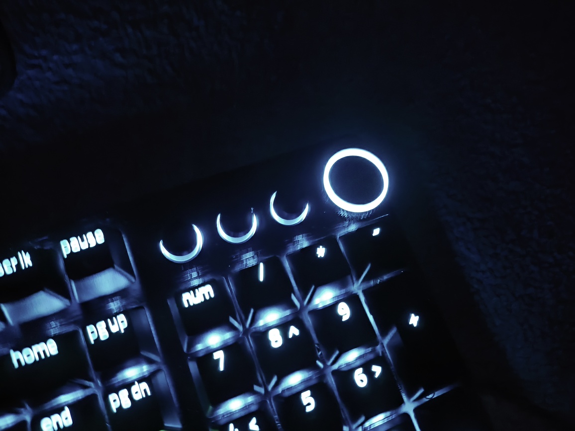 Razer Huntsman V3 Pro 8KHz - test. Szybka, responsywna klawiatura gamingowa