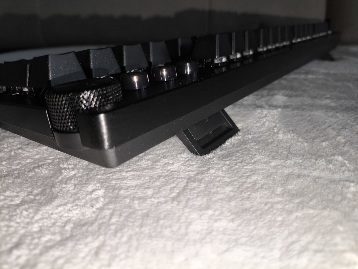 Razer Huntsman V3 Pro 8KHz - test. Szybka, responsywna klawiatura gamingowa
